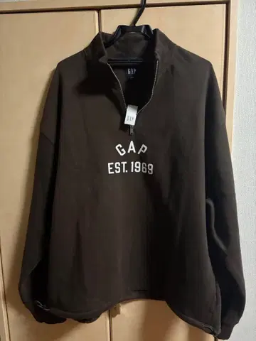 새상품 GAP 하프 지퍼 XL