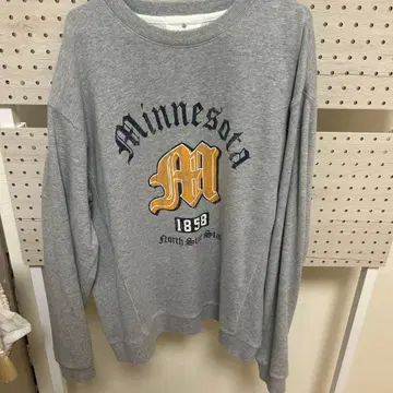 미네소타 1858 크루넥 맨투맨 그레이