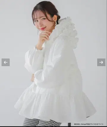 fit more 인기 완판 프릴 달린 화이트 블루종 프리 사이즈 화이트