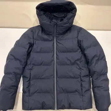 [미사용에 가까움] 유니클로 다운 자켓 S 네이비