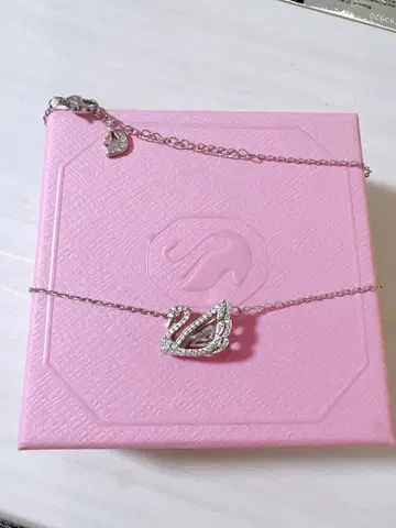 스와로브스키 Swan 목걸이