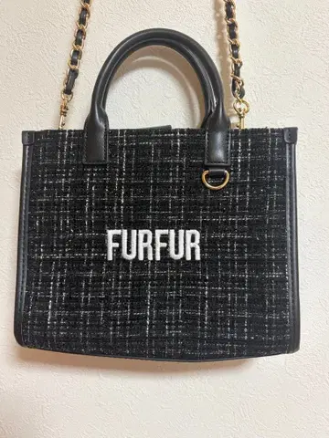 FURFUR 블랙 트위드 토트백