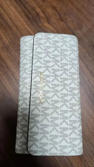 MICHAEL KORS 모노그램 지갑
