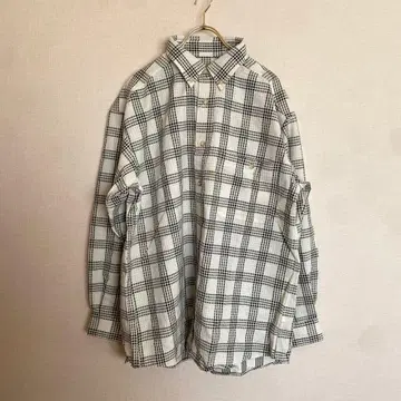 IP GIND 화이트 블랙 체크 무늬 [ L ] [ 새상품 ] 얼룩 있음