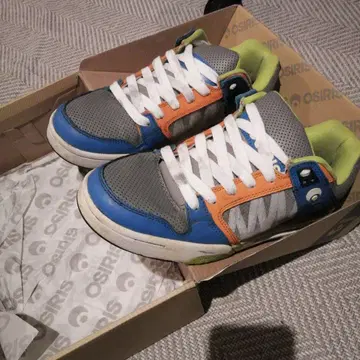 OSIRIS 스니커즈 그레이/블루/오렌지/그린