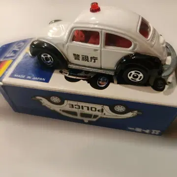 토미카 파랑 상자 F70 폭스바겐 폴리스카