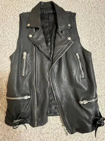 레어 FUGA 블랙 가죽 더블 라이더스 베스트 46 반팔