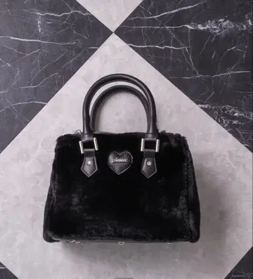 비쥬 체인 포함 pium 하트 퍼 백