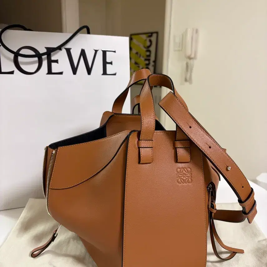 ロエベLOEWEハンモックバッグタンスモール