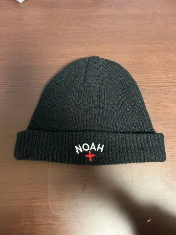 NOAH 블랙 니트 모자