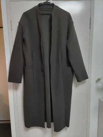 브라운 롱 코트 울 느낌