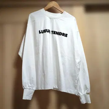 [택 없음 새상품] 플로키 프린트 로고 롱 TEE 여성용