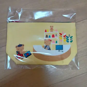 파밀리아 파우치