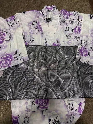 보라색 장미 무늬 유카타 오비 세트