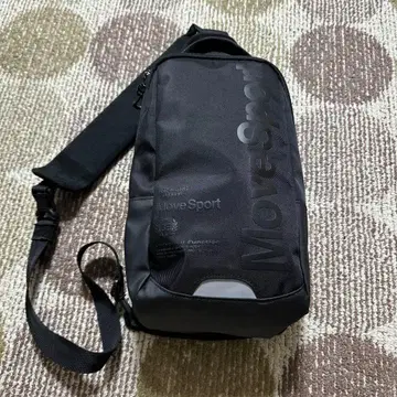 무브 스포츠 숄더백 블랙