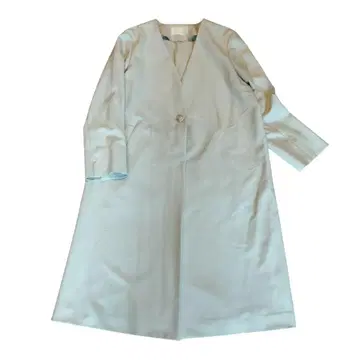 새상품급 에니시스 스프링 코트 L 사이즈