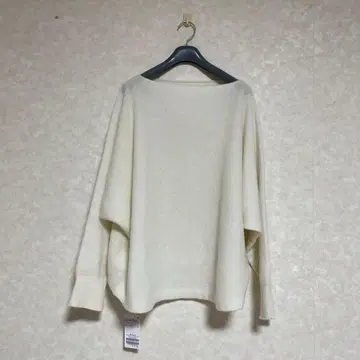 [NOBLE] 새상품 파인 울 돌먼 풀오버 화이트A 프리