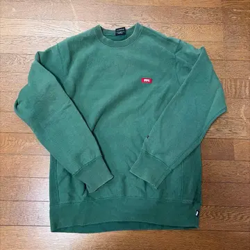 FTC 올리브 그린 맨투맨 L 사이즈