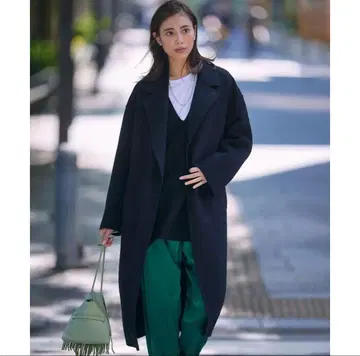 23구 [ otonaMUSE 게재 ] MANTECO 리버 롱 코트