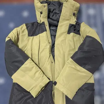 다운 자켓 올리브 그린 블랙