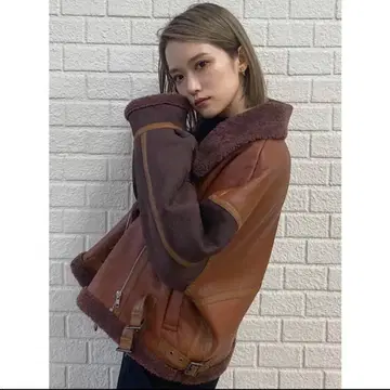 MURUA 벨트 페이크 무스탕 블루종