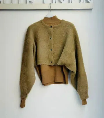 새상품 CLOCHE 페더 얀 볼레로 x 니트탑