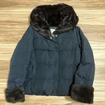 Discoat 다운 자켓 M 사이즈