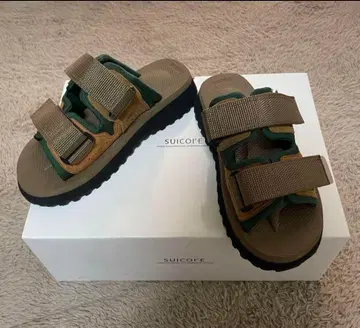 SUICOIE 베이지 그린 샌들