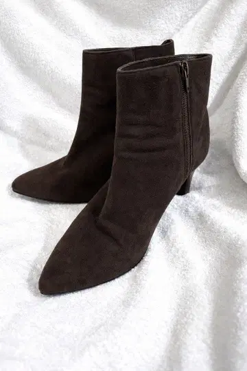 ODETTE E ODILE 숏부츠 25cm