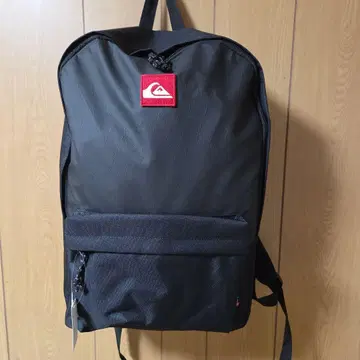 QUIKSILVER 블랙 백팩 F 사이즈