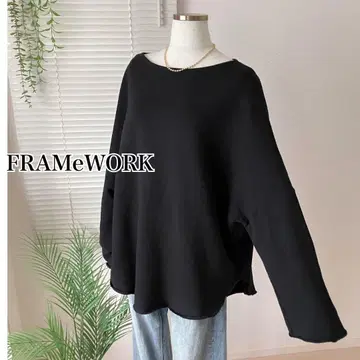 [ 2024SS ] FRAMeWORK 코튼 리오셀 보트넥 맨투맨
