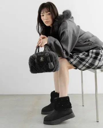 2WAY 인조 모피 니트 후드티