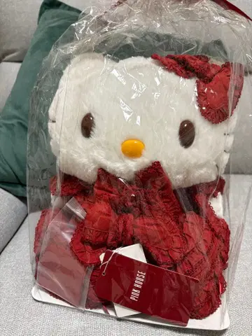 핑크하우스 헬로키티 한정판 콜라보 봉제 인형 빨간색 드레스 미개봉
