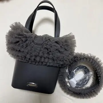 릴리 브라운 프릴 달린 그레이 숄더백