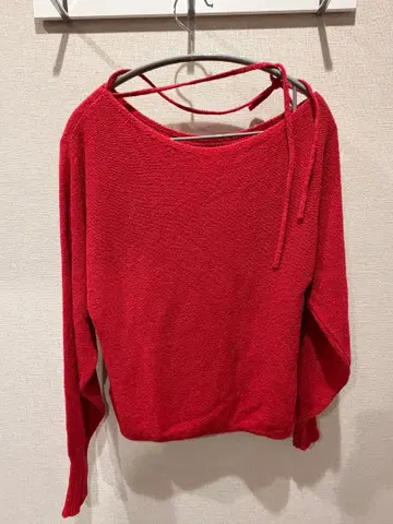 moussy 오프숄더 레드 니트 스웨터