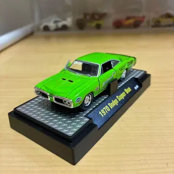 M2 머신즈 1/64 1970 Dodge Super Bee