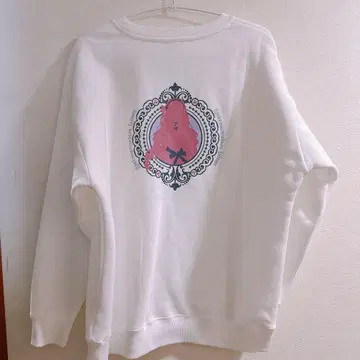 니지산지 사로메 트레이닝복