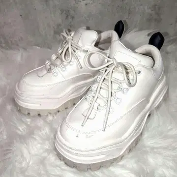 Eytys 엔젤 페이턴트 화이트 24.8cm 통굽 화이트