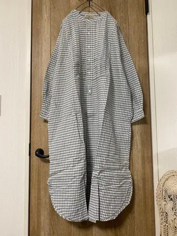 새상품 사만사 모스모스 밴드 카라 셔츠 원피스 그레이