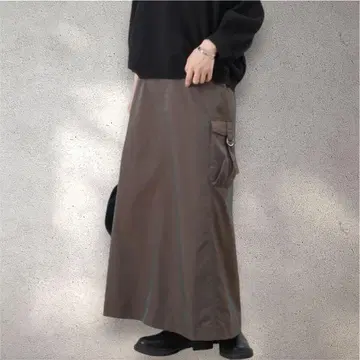 [ 미사용 새상품 ] LUCA 레인보우 카고 스커트