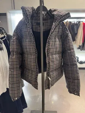 신상 ZARA 체크 무늬 퀼팅 아노락 XS