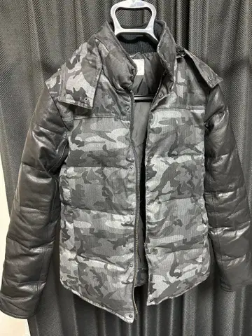 AKM 카모플라쥬 다운 자켓 후드 부착