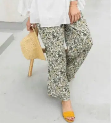 어반 리서치 도어스 플라워 프린트 이지 팬츠