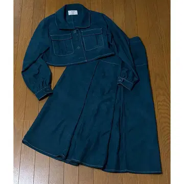 새상품급 쥬에티 멀티WAY BIG 포켓 셋업 자켓 스커트