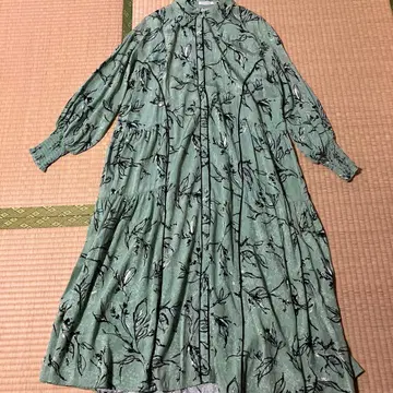 JEANASIS 꽃무늬 그린 A라인 원피스