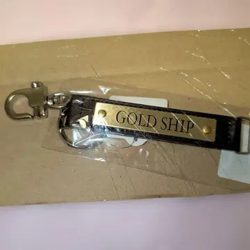 [ 새상품 ] 골드십 가죽머리띠 키링