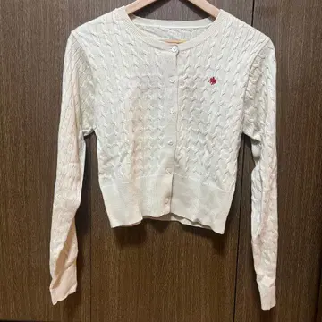 아이보리 케이블 짜임 가디건 F 사이즈