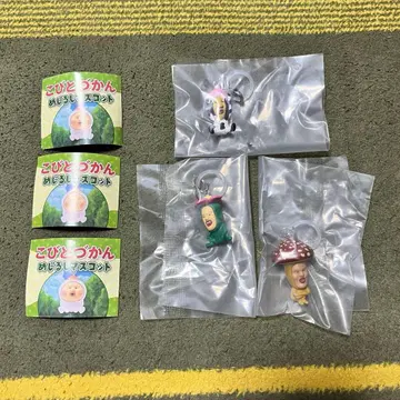 코비토즈칸 메지루시 마스코트 시보리오오치치 베니키노코비토 리틀하나가시라