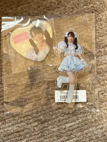 스즈키 히토미 서머 초코 아크릴 스탠드 캔뱃지