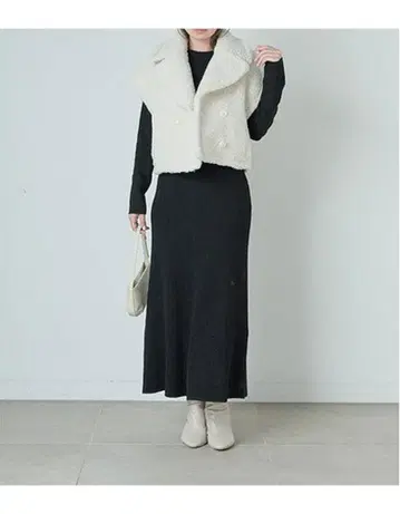 SNIDEL 스나이델 숏 보아 자켓